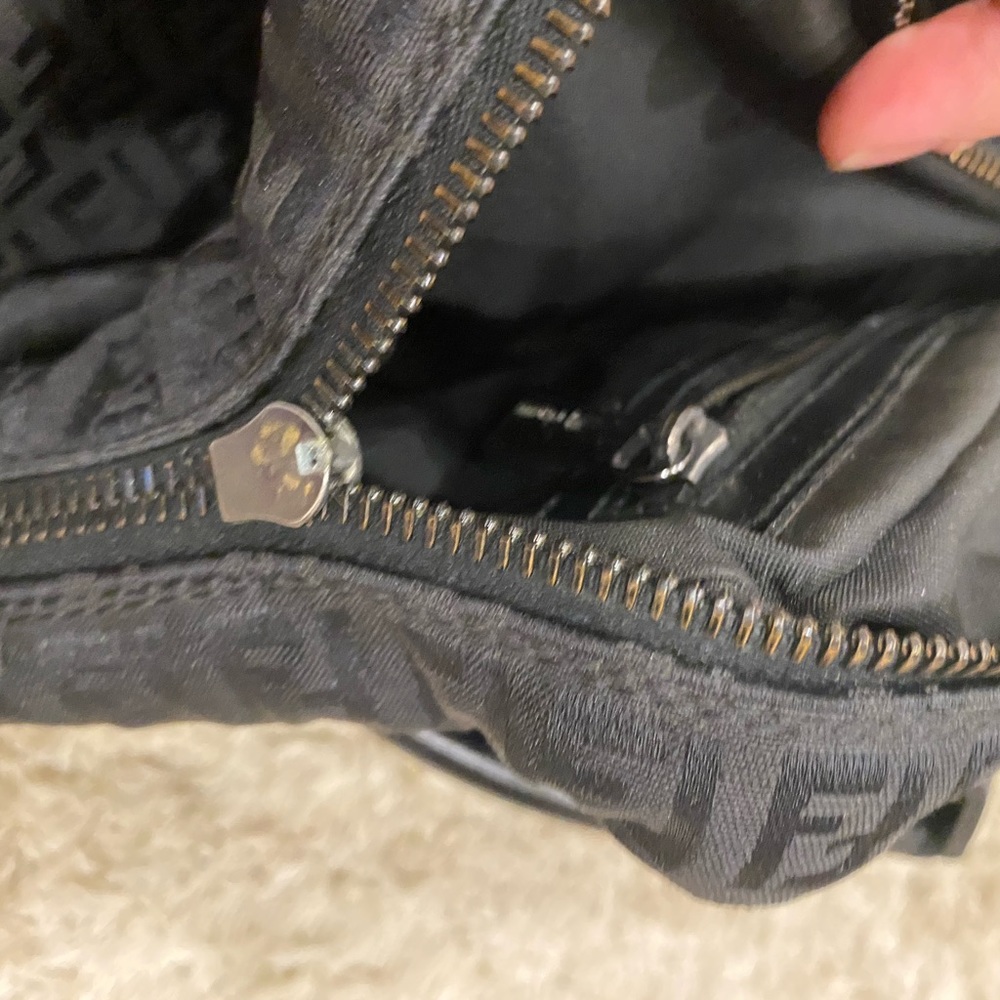 Fendi bag AUTHENTIC - Picture 6 of 9